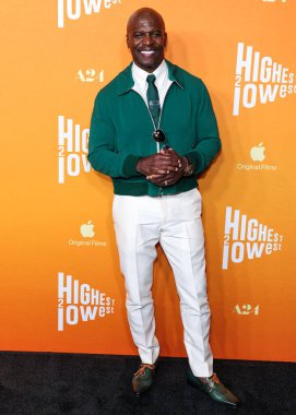 Amerikalı aktör, televizyon sunucusu Terry Crews 13 Ağustos 2025 'te Miracle Mile, LA' deki Ted Mann Tiyatrosu 'nda düzenlenen Los Angeles Özel Elma Özgün Filmleri ve A24' ün En Düşük 2 Gösterimi 'ne geldi.