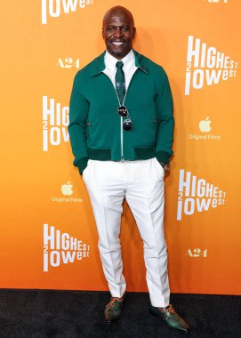 Amerikalı aktör, televizyon sunucusu Terry Crews 13 Ağustos 2025 'te Miracle Mile, LA' deki Ted Mann Tiyatrosu 'nda düzenlenen Los Angeles Özel Elma Özgün Filmleri ve A24' ün En Düşük 2 Gösterimi 'ne geldi.