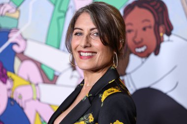 Amerikalı aktris, sanatçı, aktivist ve yazar Lisa Edelstein, Netflix 'in Netflix' in 1. Uzun Hikaye Özel Gösterimi 'ne 18 Ağustos 2025' te Hollywood, Los Angeles, Kaliforniya, ABD 'de düzenlenen Netflix Tudum Tiyatrosu' na geldi..