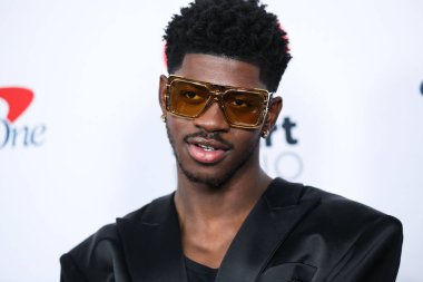 Lil Nas X iHeartRadio 102.7 KIIS FM 'in Jingle Ball 2021' e 3 Aralık 2021 'de Inglewood, Los Angeles, Kaliforniya' da düzenlenen Forum 'da ulaştı.