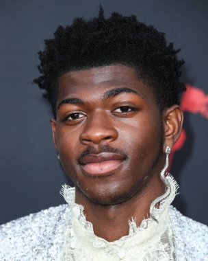 Christian Cowan 'ın giydiği rapçi Lil Nas X 26 Ağustos 2019' da Newark, New Jersey, ABD 'deki Prudential Center' da düzenlenen 2019 MTV Video Müzik Ödülleri 'ne ulaştı.