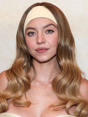 LOS ANGELES, CALIFORNIA - AĞUSTOS 03: Amerikalı aktris ve yapımcı Sydney Sweeney (Sydney Bernice Sweeney), 