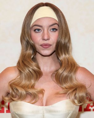 LOS ANGELES, CALIFORNIA - AĞUSTOS 03: Amerikalı aktris ve yapımcı Sydney Sweeney (Sydney Bernice Sweeney), 