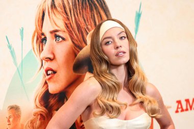 LOS ANGELES, CALIFORNIA - AĞUSTOS 03: Amerikalı aktris ve yapımcı Sydney Sweeney (Sydney Bernice Sweeney), 