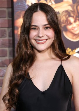 Krystyna Ursta, 26 Ağustos 2025 'te Amerika Yönetmenler Birliği' ndeki DGA Tiyatro Kompleksi 'nde düzenlenen Amazon Prime Video' nun 1. sezonunun Los Angeles prömiyerine geldi..   