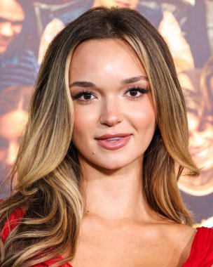 Amerikalı aktris Lilah Pate, 26 Ağustos 2025 'te Amerika Yönetmenler Birliği' ndeki DGA Tiyatro Kompleksi 'nde düzenlenen Amazon Prime Video' nun 1. sezonunun Los Angeles prömiyerine geldi.. 