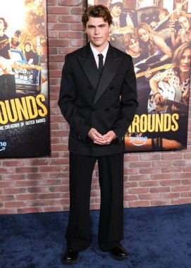 Amerikalı aktör William Lipton, 26 Ağustos 2025 'te Amerika Yönetmenler Birliği' ndeki DGA Tiyatro Kompleksi 'nde düzenlenen Amazon Prime Video' nun 1. sezonunun Los Angeles prömiyerine geldi..