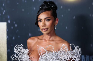 Amerikalı aktris, model, şarkıcı, yazar ve girişimci Erica Mena Samuels, 27 Ağustos 2025 'te Hollywood, Los Angeles, Kaliforniya, ABD' de bulunan TCL Çin Tiyatrosu IMAX 'te düzenlenen Los Angeles Film' Run 'ın Los Angeles galasına geldi.. 