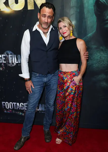 Gabrielle Stone ve Taymour Ghazi, 27 Ağustos 2025 'te Hollywood, Los Angeles, Kaliforniya, ABD' de bulunan TCL Çin Tiyatrosu IMAX 'te düzenlenen Los Angeles Film' Run 'ın Los Angeles galasına geldiler..