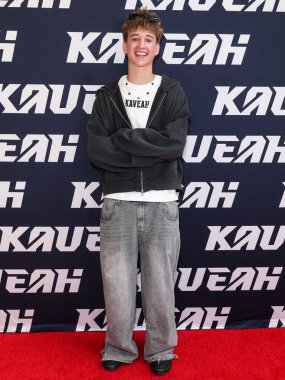 Caiden Evans, 30 Ağustos 2025 'te ABD' nin Kaliforniya eyaletinin Los Angeles şehrinde bulunan Beverly Center Atrium 'da düzenlenen Clements Twins' in Yeni Kaveah Koleksiyonu 'na ulaştı..