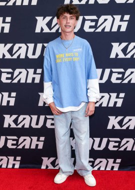 Joseph Caruso, 30 Ağustos 2025 'te ABD' nin Kaliforniya eyaletinin Los Angeles şehrinde bulunan Beverly Center Atrium 'da düzenlenen Clements Twins' in Yeni Kaveah Koleksiyonunun Kalkışı 'na ulaştı..