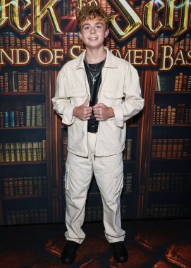 Brendan Schroeder, The Clements Twins x Jet House Back To School Bash 'e 31 Ağustos 2025' te Hollywood, Los Angeles, ABD 'de düzenlenen Saint Felix Hollywood' da ulaştı..