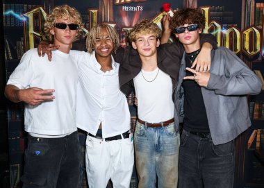 Izaiah Schmidt, Canaan Jones ve Kaido Lee Roberts 31 Ağustos 2025 'te Hollywood, Los Angeles, Kaliforniya, ABD' de Saint Felix Hollywood 'da düzenlenen Clements Twins X Jet House Back To School Bash' e geldiler..