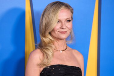 American actress Kirsten Dunst arrives at the Los Angeles Premiere Of Paramount Pictures' 'Roofman' held at Paramount Theatre at Paramount Pictures Studios on September 29, 2025 in Hollywood, Los Angeles, California, United States.