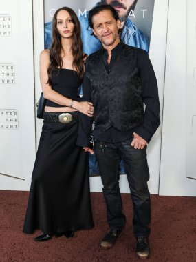Bailee MyKell ve Amerikan film ve televizyon oyuncusu Clifton Collins Jr., 4 Ekim 2025 'te Akademi Sinema Müzesi' ndeki David Geffen Tiyatrosu 'nda düzenlenen Amazon MGM Stüdyolarının Los Angeles Özel Gösterimi' ne geldiler. 