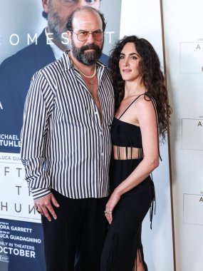 Amerikalı aktör, komedyen, aktivist ve yazar Brett Gelman ve Ari Dayan, 4 Ekim 2025 'te Akademi Film Müzesi' ndeki David Geffen Tiyatrosu 'nda düzenlenen Amazon MGM Stüdyolarının Los Angeles Özel Gösterimi' ne geldiler.