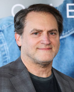 Amerikalı aktör Michael Stuhlbarg, 4 Ekim 2025 'te Los Angeles' taki Miracle Mile, Los Angeles 'taki David Geffen Tiyatrosu' nda düzenlenen Amazon MGM Stüdyolarının Özel Gösterimi 'ne geldi.