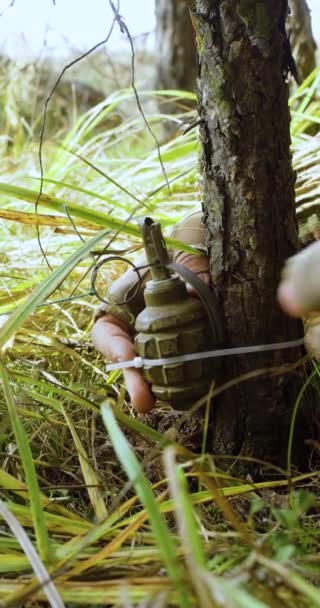 Installing Grenade Tripwire Stretched Wire Enemy Trap Forest Hands Soldier — Stockvideo
