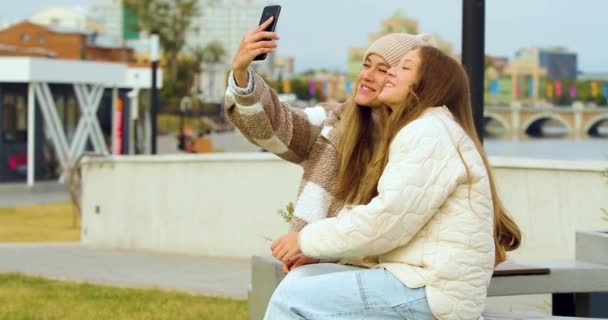 Trust Understanding Generations Mom Daughter Taking Selfie Outdoor Walking Autumn — Stock video