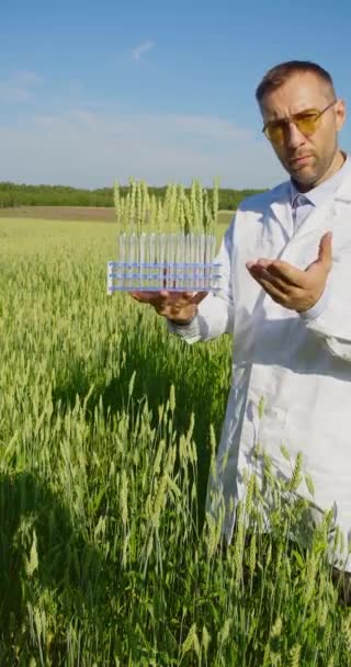 Solution Hunger Lack Food Genetic Engineering Agricultural Engineer Showing Green — Αρχείο Βίντεο