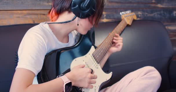 Year Old Girl Headphones Plays Electric Guitar Slow Motion Footage — Stok video