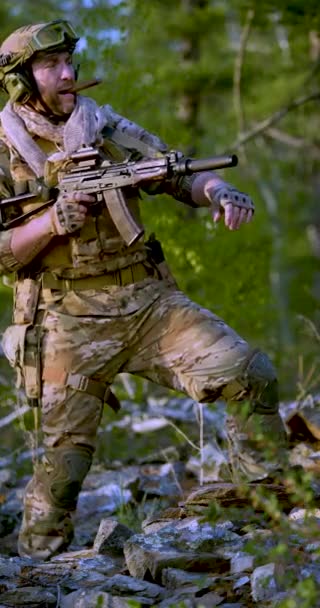 Shooting Soldier Modern Warfare Soldier Fires Burst Machine Gun Forest — Stock Video