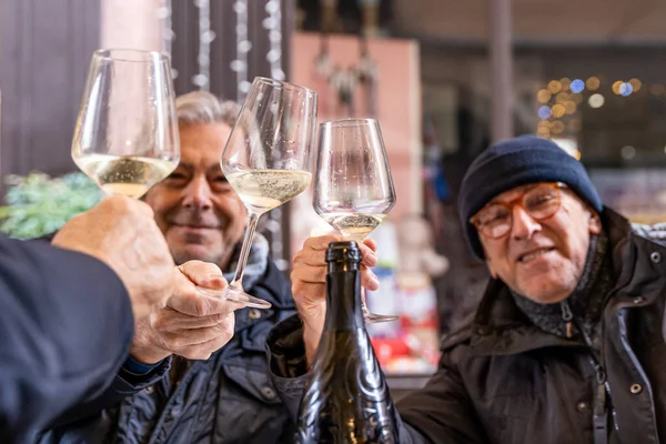 Two Elegant Mature Men Hats Toasting White Wine Outdoor Street — Stock Photo, Image