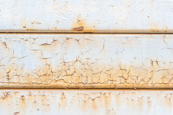 生锈和划破的白色金属板背景 条纹细节 — 图库照片