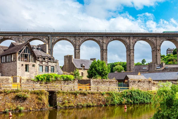 Panoramic View Old Stone Bridge Historical Medieval Houses Reflecting Rance — Stock Photo, Image