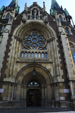 Aziz Kilisesi 'nin fotoğrafı. Olha ve Elizabeth, Lviv. Ukrayna 'daki NEO GOTHIC tarzı kiliselerden biri.