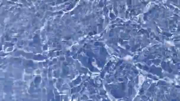 Defocus Wazig Transparant Blauw Gekleurd Helder Kalme Water Oppervlak Textuur — Stockvideo