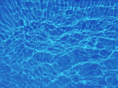 Defocus bulanık şeffaf mavi renkli berrak durgun su yüzeyi dokusu sıçrama ve baloncuk ile. Moda soyut doğa geçmişi. Güneş ışığında fotokopi uzayı ile su dalgası. Mavi suluboya dokusu
