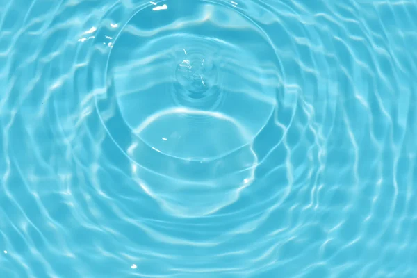 Defocus Blurred Transparent Blue Colored Clear Calm Water Surface Texture — Φωτογραφία Αρχείου