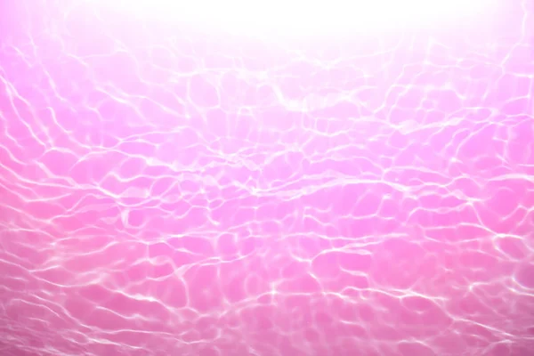 Defocus Wazig Transparant Paars Gekleurd Helder Kalme Water Oppervlak Textuur — Stockfoto