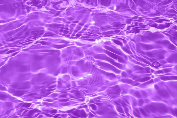 Paars Water Met Rimpelingen Het Oppervlak Defocus Wazig Transparant Blauw — Stockfoto