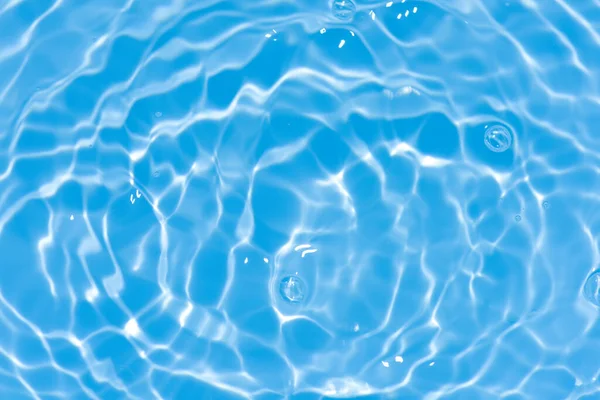 Agua Azul Con Ondas Superficie Desenfoque Borrosa Transparente Color Azul —  Fotos de Stock