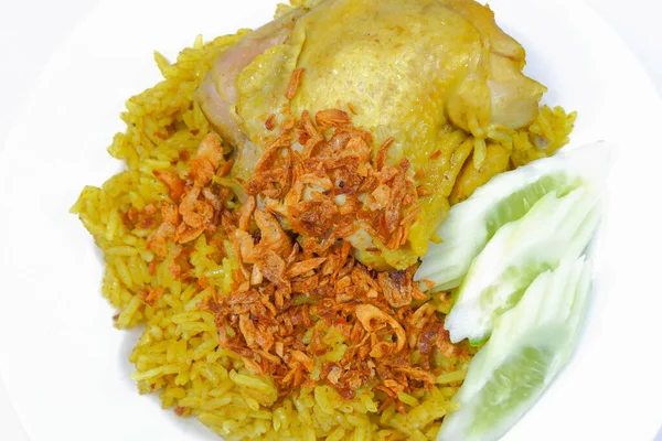 Traditionelles Thailändisches Essen Chicken Biryani Gelbe Reiskörner Aus Kräutern Und — Stockfoto