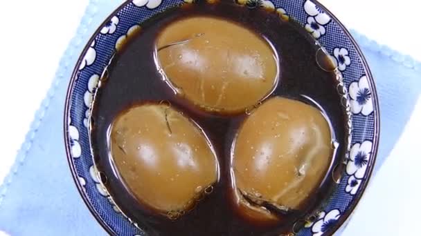 Thai Local Food Egg Pork Sweet Brown Sos Fundal Alb — Videoclip de stoc
