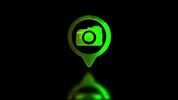 ネオングロー効果をループする チェックイン写真アイコン 黒の背景 — ストック動画
