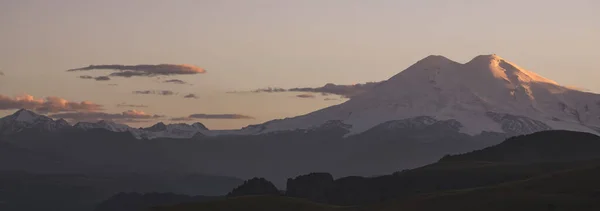 Panorama Paysage Montagneux Mont Elbrus Avec Neige Glaciers Coucher Soleil — Photo