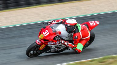 Oschersleben, Almanya, Haziran 09, 2019: Suzuki GSXR-1000 İngiliz Endurance Racing Team tarafından Oschersleben 'deki Motorsport Arena' da FIM Dünya Dayanıklılık Şampiyonası 'na katılmıştır.