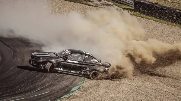 Oschersleben, Almanya, 31 Ağustos 2019: Çek yarış pilotu Marco Zakouril Motorsport Arena 'daki Drift Kings Uluslararası Serisi sırasında BMW kullanıyor.