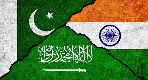 Arabia Saudita India Pakistán Bandera Juntos Fondo Texturizado Relaciones Diplomáticas — Foto de Stock