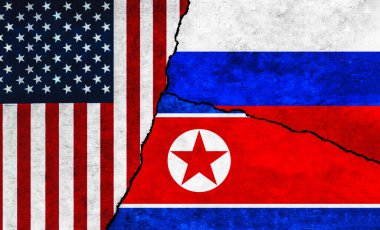 ABD, Rusya ve Kuzey Kore bayrakları duvarda. Amerika Birleşik Devletleri, Kuzey Kore ve Rusya çatışması