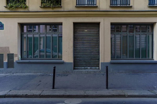 2023 Boutique Parisienne Typique Ancienne Devanture Commerciale Francaise Facade Magasin — Stockfoto