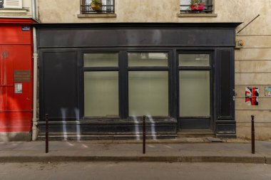 03 / 03 / 2023 - butik Paris tipiği, ancienne devanture trade ciale francaise, modele de vitrine, devanture de magasin Europeen