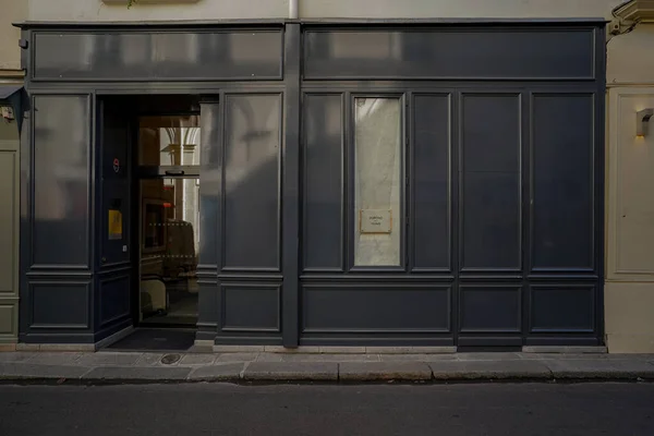 2023 Fassade Parisienne Typique Ancienne Devanture Commerciale Boutique Francaise Modele — Stockfoto