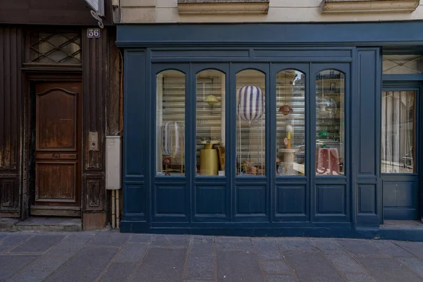 2023 Fassade Parisienne Typique Ancienne Devanture Commerciale Boutique Francaise Modele — Stockfoto