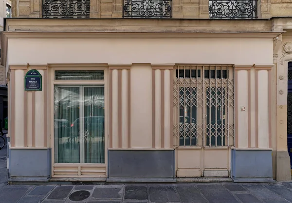 2023 Façade Parisienne Typique Ancienne Devanture Commerciale Boutique Francaise Modele — Photo