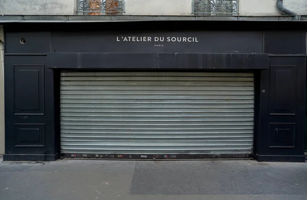 2023 Facade Parisienne Typique Ancienne Devanture Commerciale Boutique Francaise Modle Stok Gambar